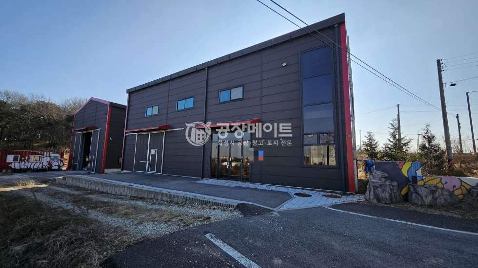 경기 평택시 팽성읍 본정리 아산국가산단 평택항 인근 물류 최적지 사옥형 공장임대 대로변접 대형차량진입 가능 평택공장임대 팽성공장임대 월세 매물번호 10533 사진 2