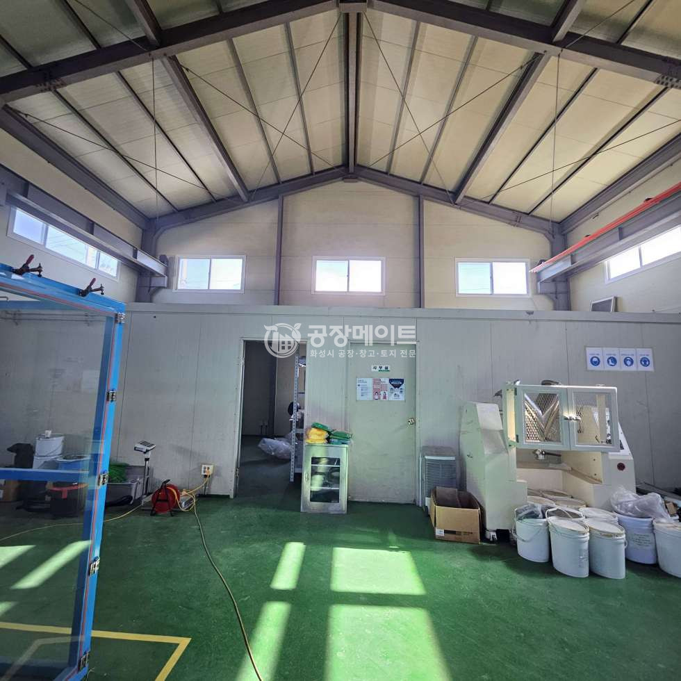 경기 화성만세구 향남읍 갈천리 화성만세구 향남읍 갈천리 72.6p 공장창고 월세 월세 매물번호 10036 사진 3